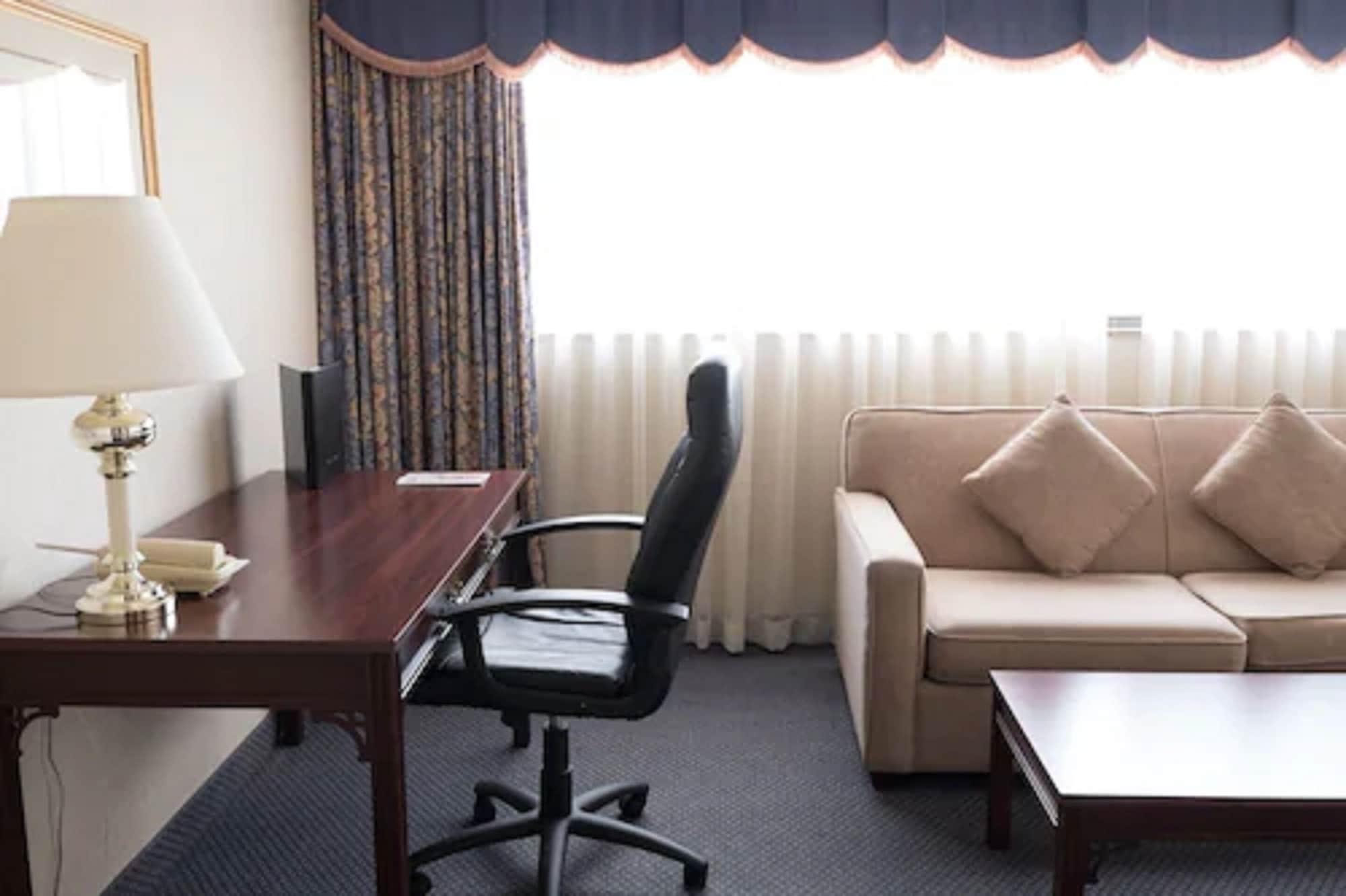The Roehampton Hotel Торонто Экстерьер фото