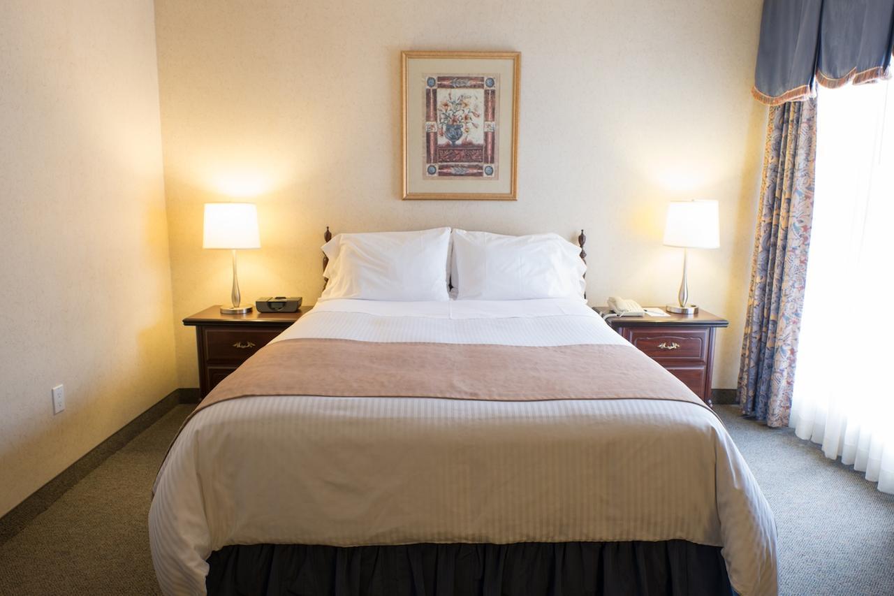 The Roehampton Hotel Торонто Экстерьер фото